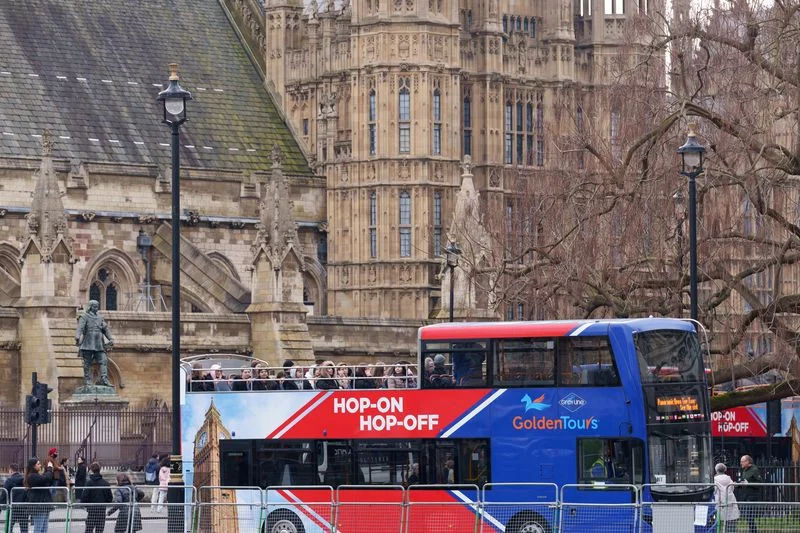 Gray Line London Hop-On Hop-Off with Westminster Abbey