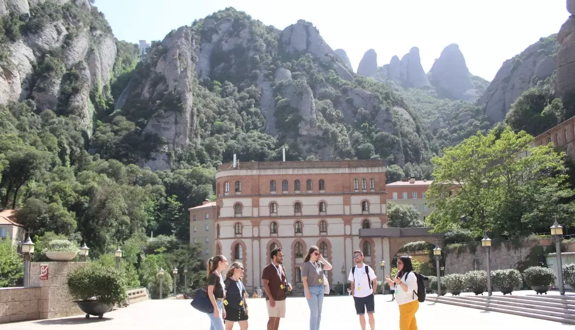 Montserrat Day Trip With Cog-Wheel Train from Barcelona