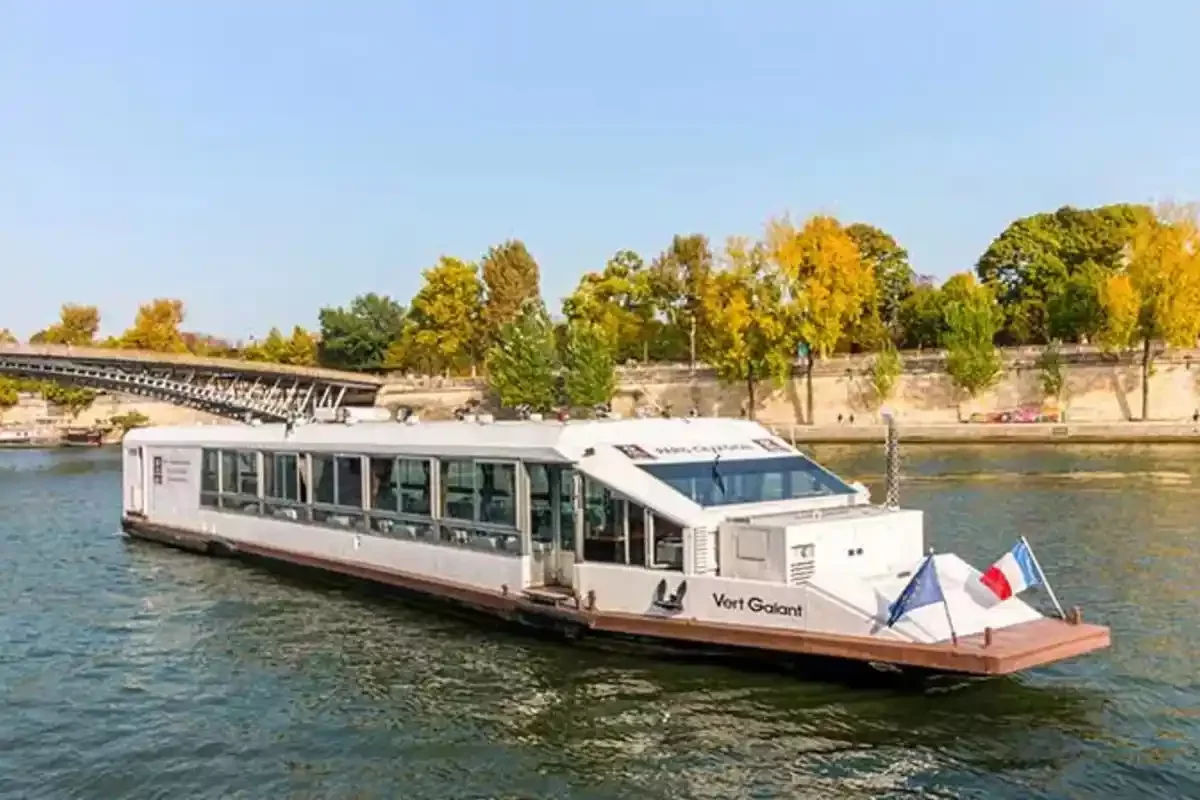 Bistronomic Lunch Cruise Paris Seine