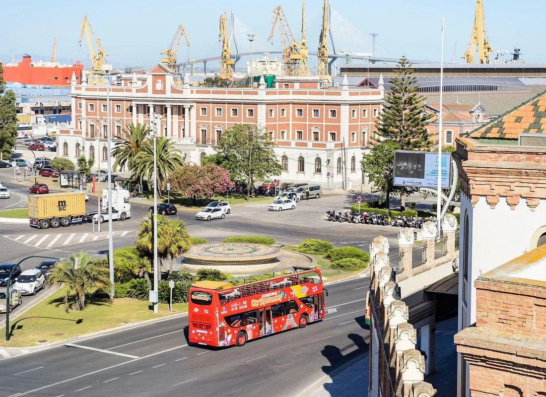 City Sightseeing Cadiz Hop On Hop Off + Catamaran Cruise (Value)