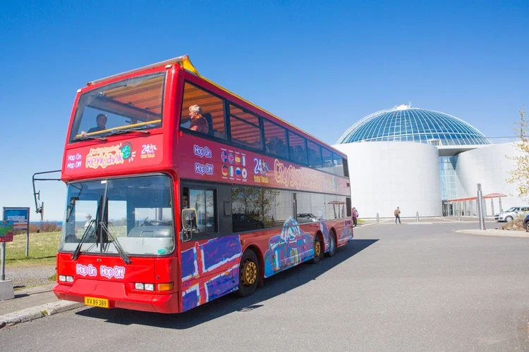 City Sightseeing Reykjavik Hop-On Hop-Off + Northern Lights Tour