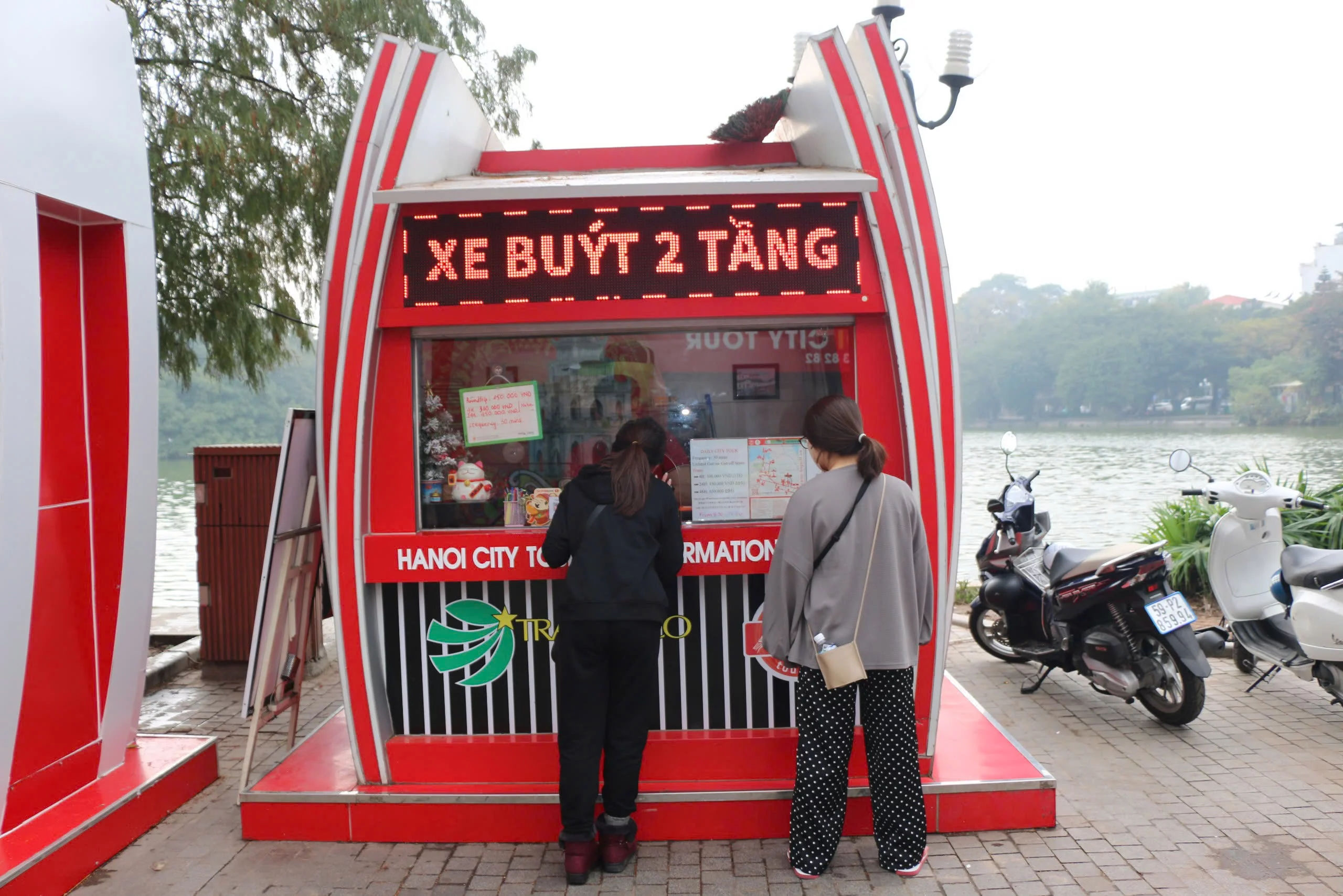 Anh Viet: Ho Chi Minh Panoramic Day Tour (1 Round Ticket)