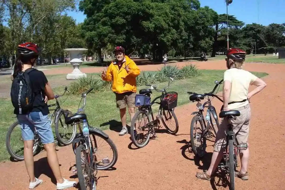City Bike Tour in Palermo and Recoleta