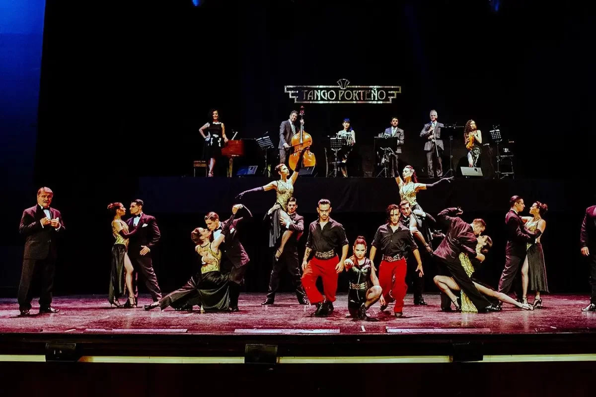 Tango Dinner Show Platea in Tango Porteno with Transfers