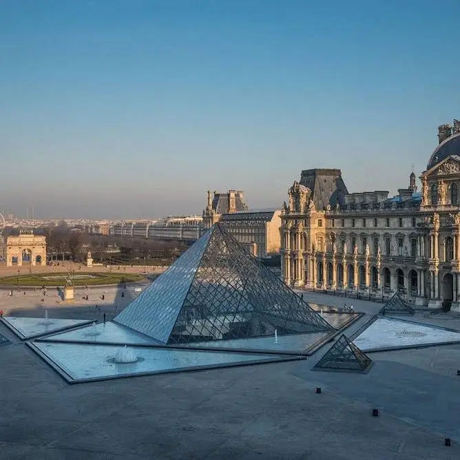 Louvre Museum