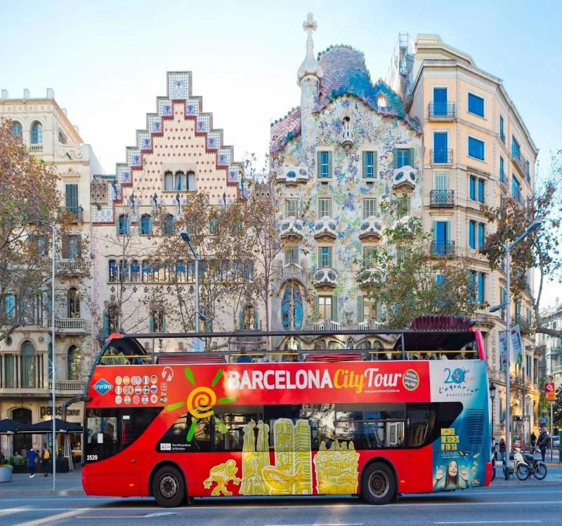 The Best Barcelona Bus Tours For Families (2024)