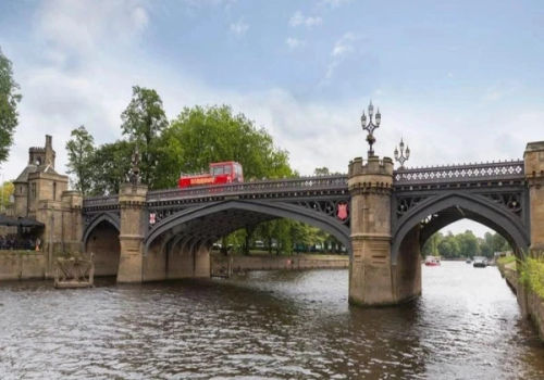 Exploring York on a Hop-On Hop-Off Bus Tour: A Memorable Experience