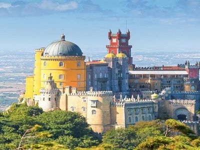 Lisbon Travel Guide: Top Things to Do in Lisbon for First-Time Visitors