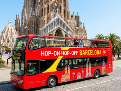 How Hop On Hop Off Works in Barcelona