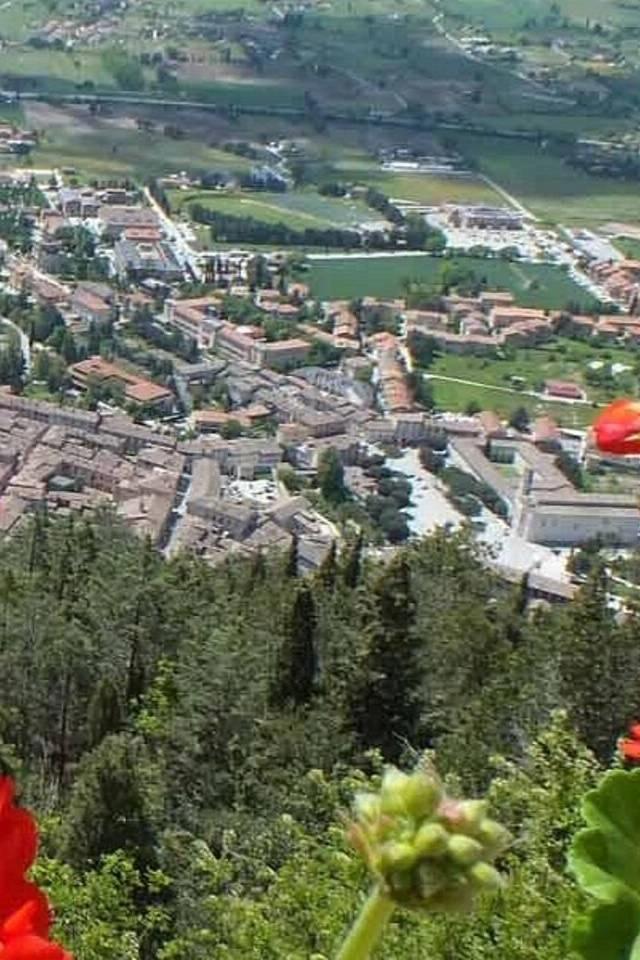 Gubbio Hop On Hop Off Bus Tour