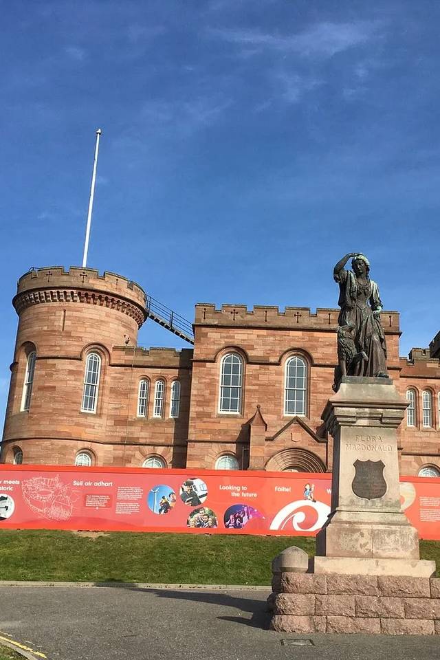 Inverness Hop On Hop Off Bus Tour