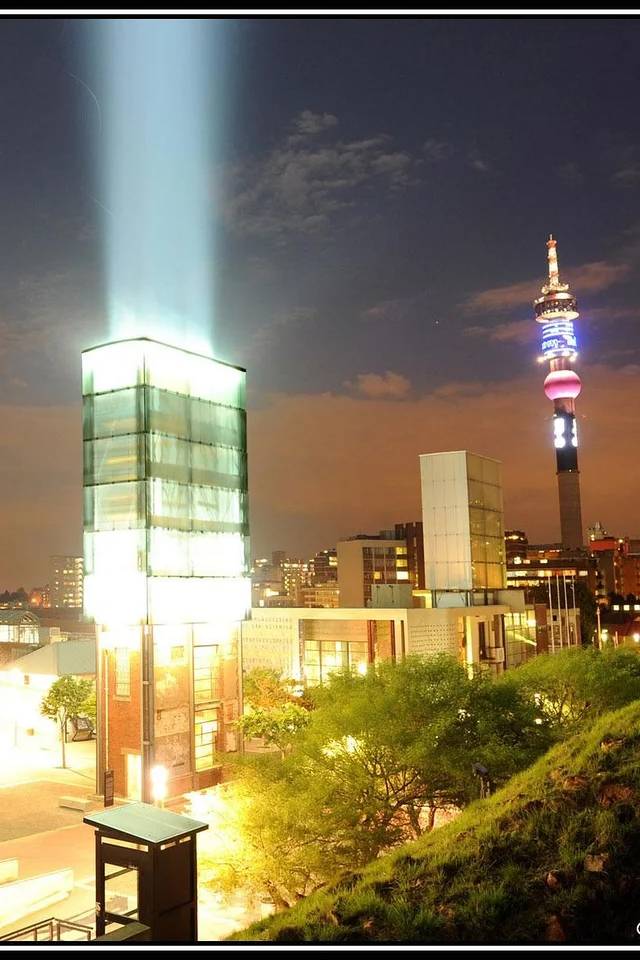Johannesburg Hop On Hop Off Bus Tour