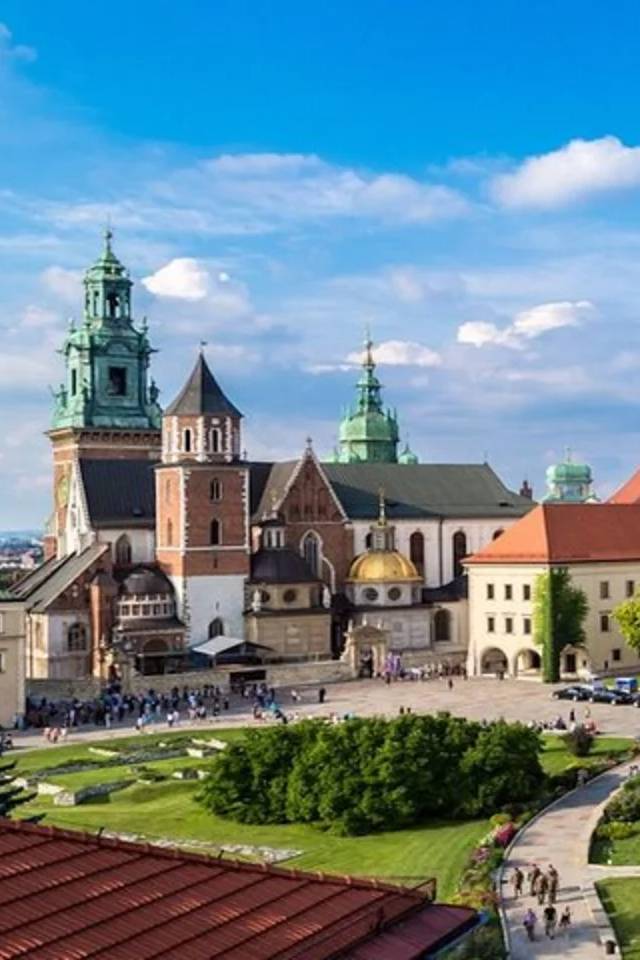 Krakow Hop On Hop Off Bus Tour