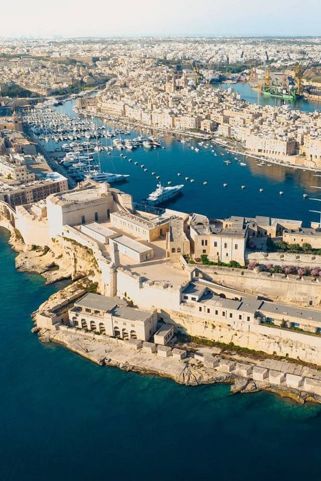 Malta Hop On Hop Off Bus Tour