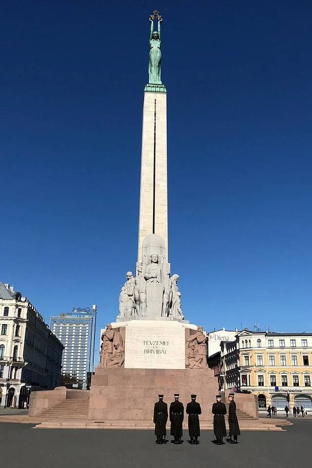 Riga Hop On Hop Off Bus Tour