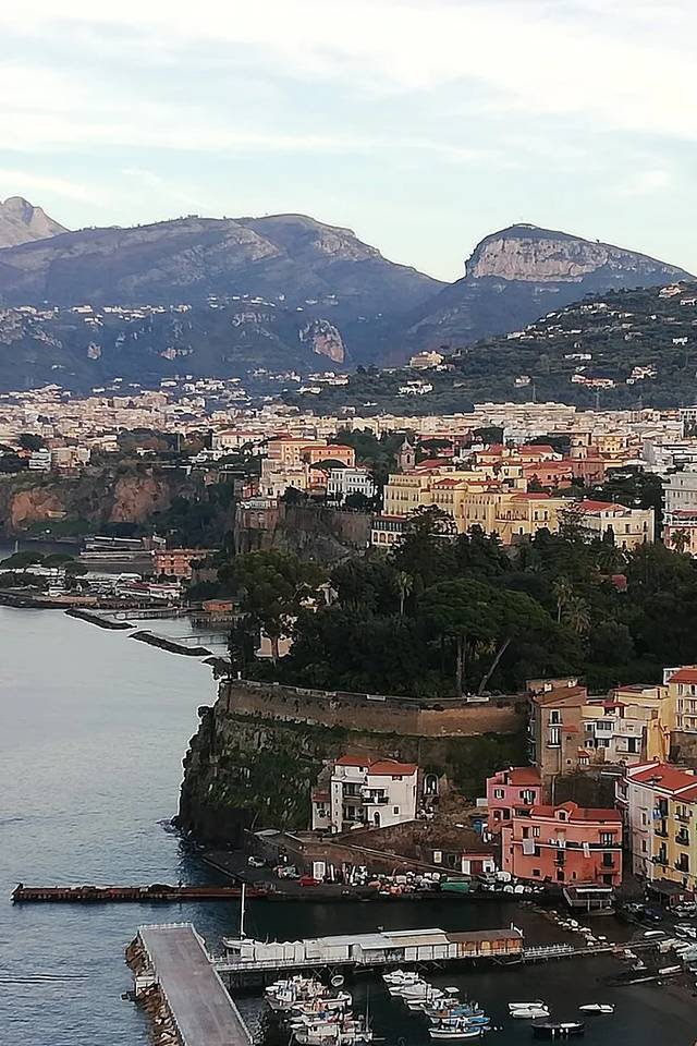 Sorrento Hop On Hop Off Bus Tour