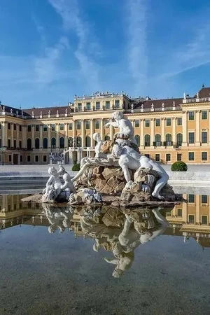 Vienna Hop On Hop Off Bus Tour