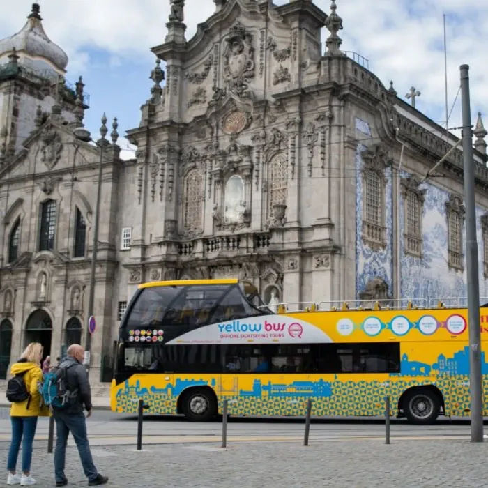 Yellow Bus: Porto Hop-On Hop-Off with Six Bridges River Cruise