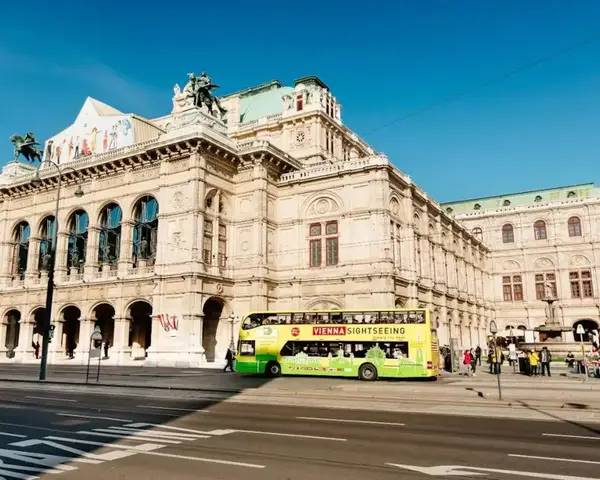 Vienna Sightseeing: Hop-On, Hop-Off Classic Bus Tour | 24 Hours