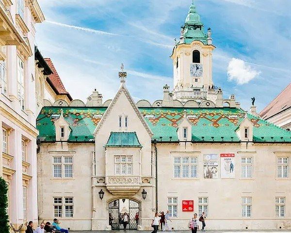 Day Trip to Bratislava by Bus and Boat