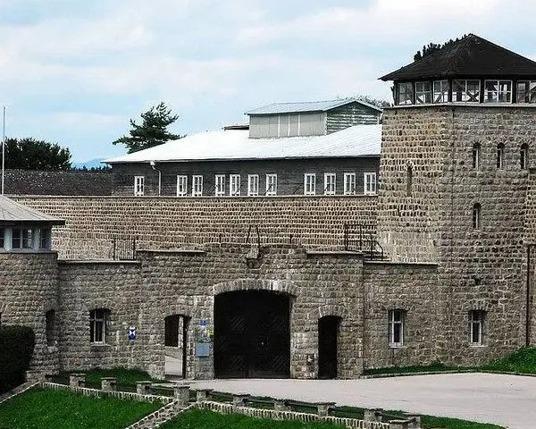 Tour to Mauthausen Concentration Camp Memorial 