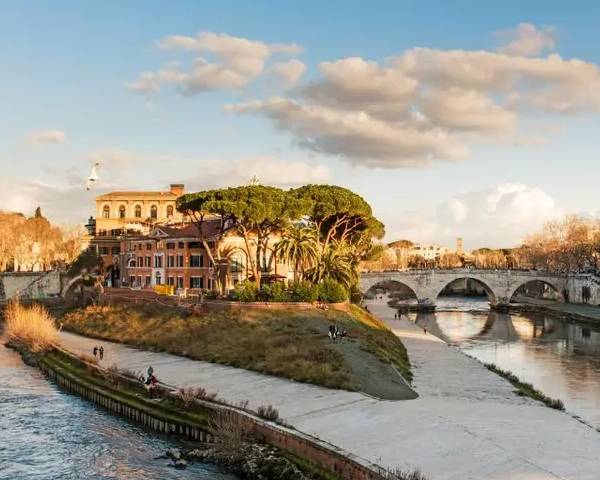 Walking Guide Tour of the Jewish Ghetto of Rome