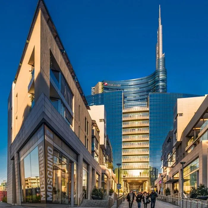 New Milan Half Day Walking Tour