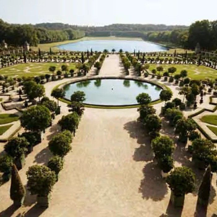 Guided Tour to Palace of Versailles - Skip the Line