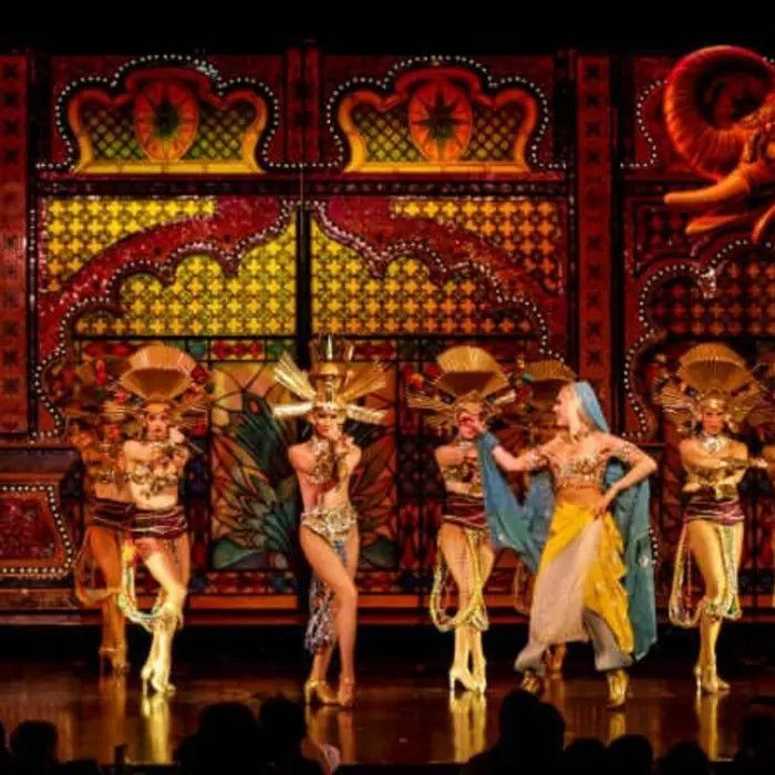 Moulin Rouge Show with Roundtrip Transfers (Small Group)