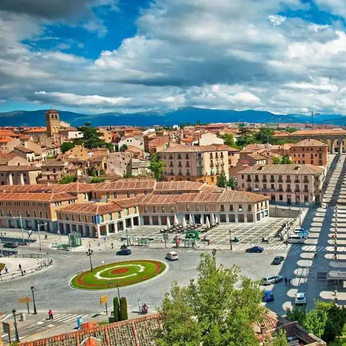 The Best of Segovia with Entrance to the Cathedral and the Alcazar