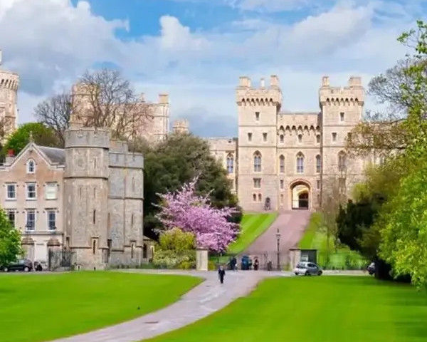 Afternoon Guided Tour to Windsor Castle