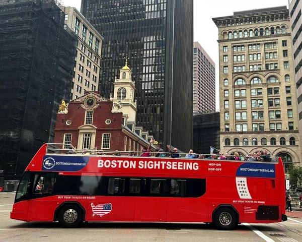 Boston Sightseeing: Boston Night Bus Tour