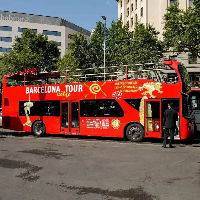 Barcelona City Tour Hop-On, Hop-Off + Spotify Camp Nou Experience Museum