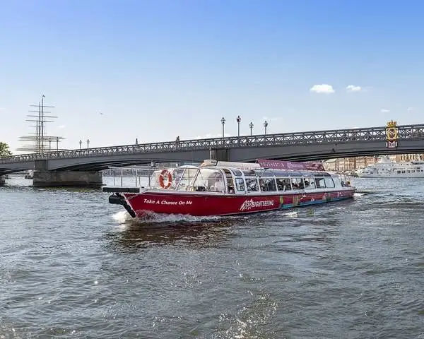 Red Sightseeing: Stockholm Hop-On, Hop-Off Boat Tour (72H Pass)