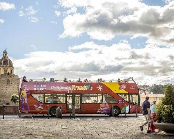 City Sightseeing: Florence Hop-On, Hop-Off Bus Tour & Uffizi Gallery Entrance Ticket - Main Image