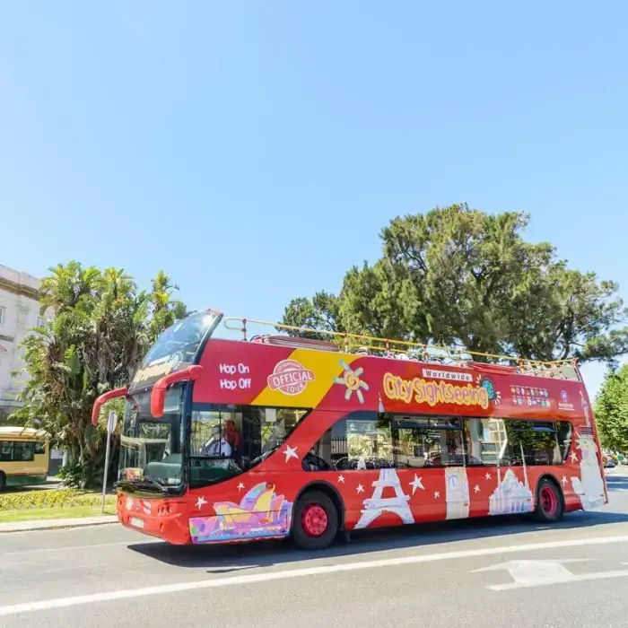 City Sightseeing: Cadiz Hop-On, Hop-Off Bus with Walking Tour