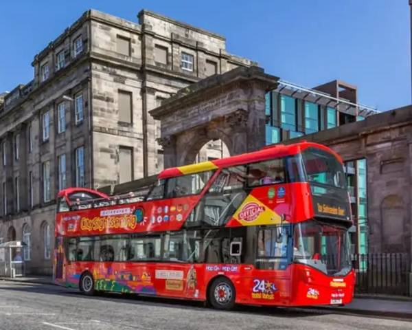 Edinburgh Grand Bus Ticket: Including 3 Hop-On, Hop-Off Bus Tours - Main Image