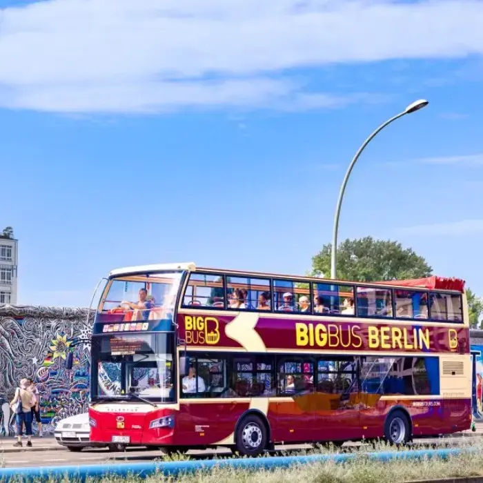 Big Bus Tours: Berlin Panoramic Evening Tour with Live Guide