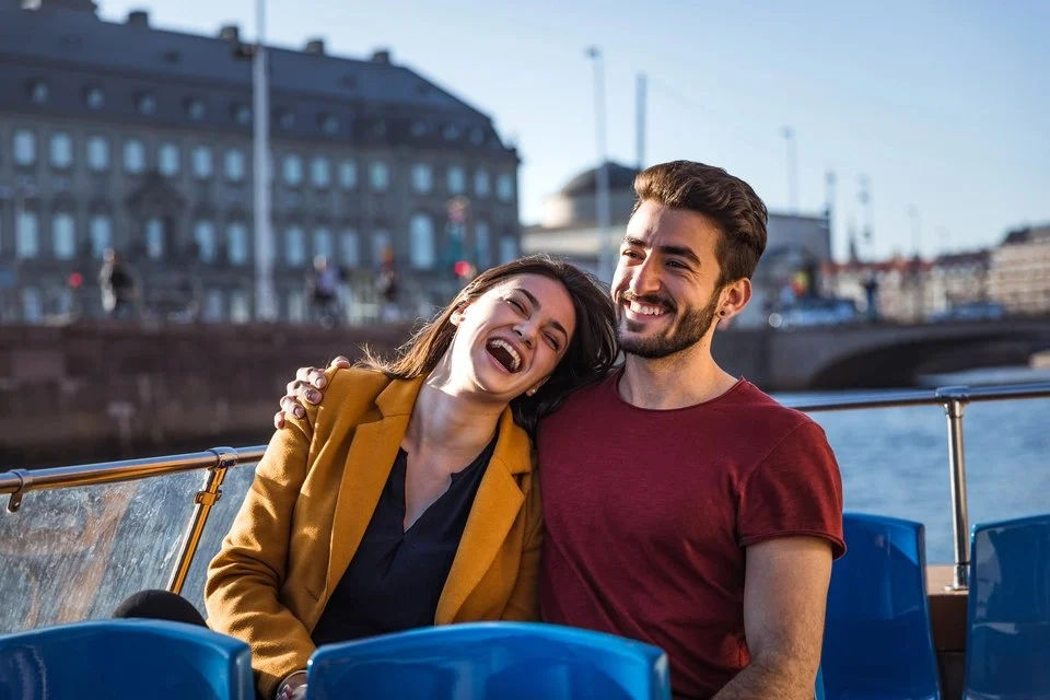 Red Sightseeing: Copenhagen Hop-On, Hop-Off Bus & GoBoat Guided Tour