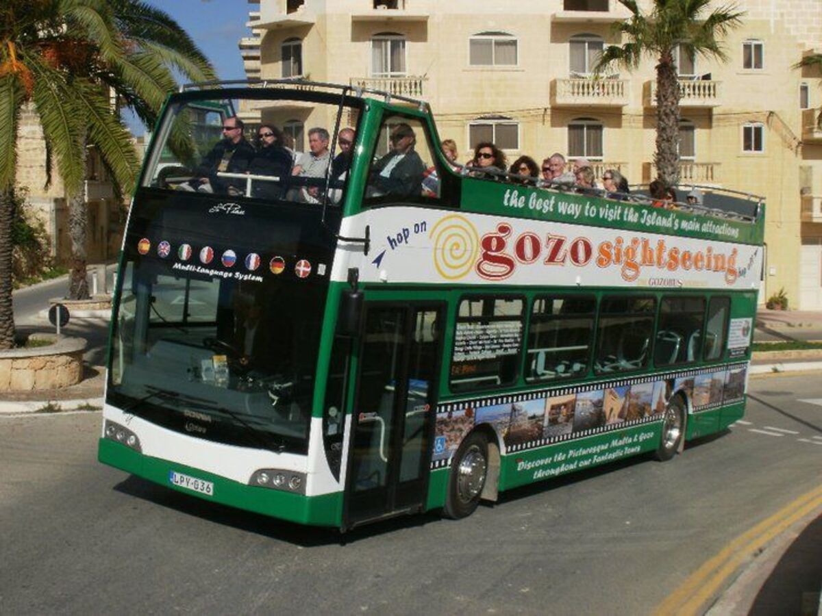 Gozo Sightseeing: Hop-On, Hop-Off Bus Tour
