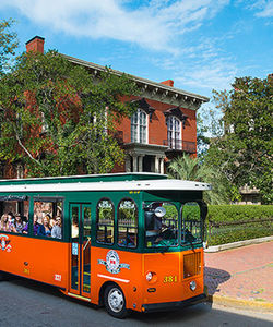Savannah: Old Town Trolley Hop-On, Hop-Off Tour