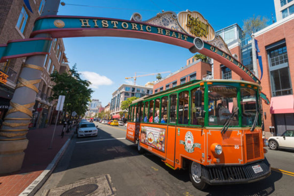 San Diego Trolley Tour