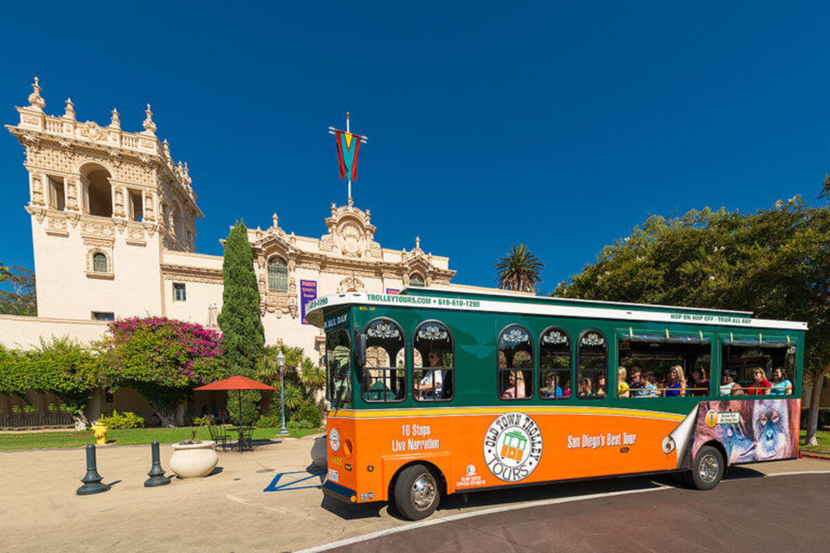 San Diego Trolley Tour
