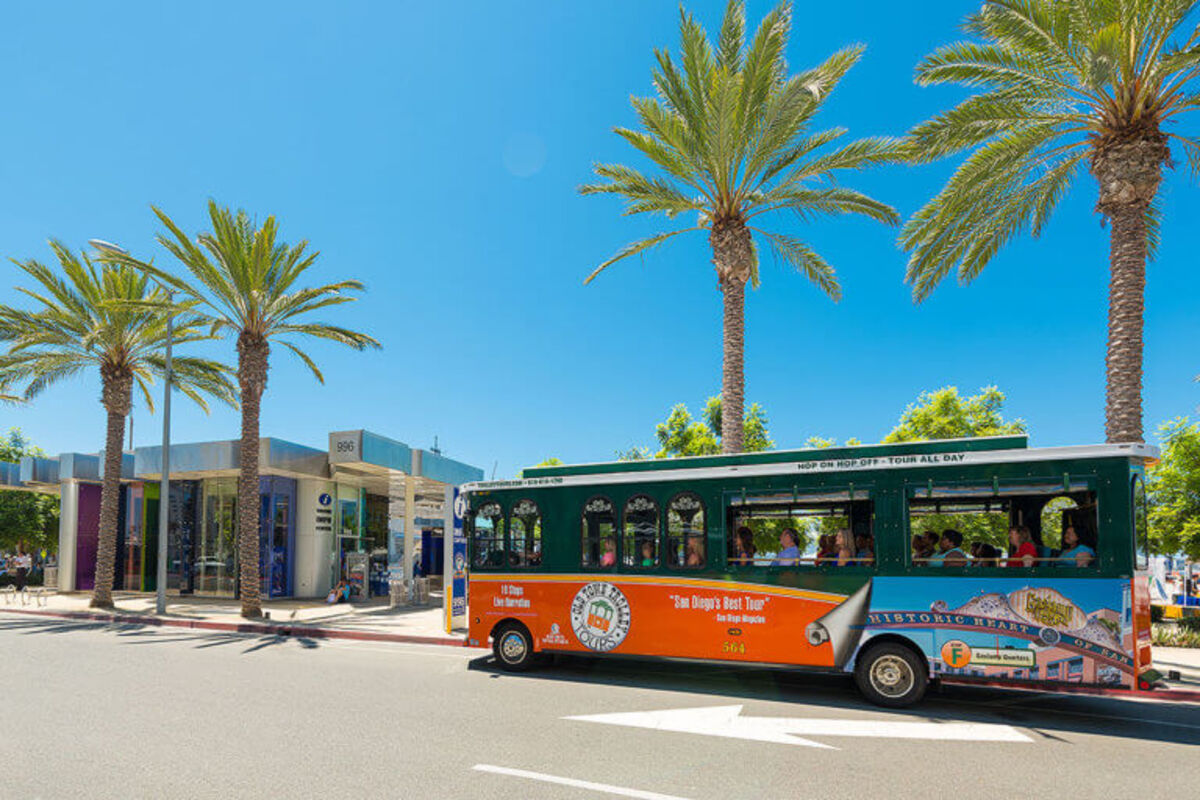 San Diego Trolley Tour