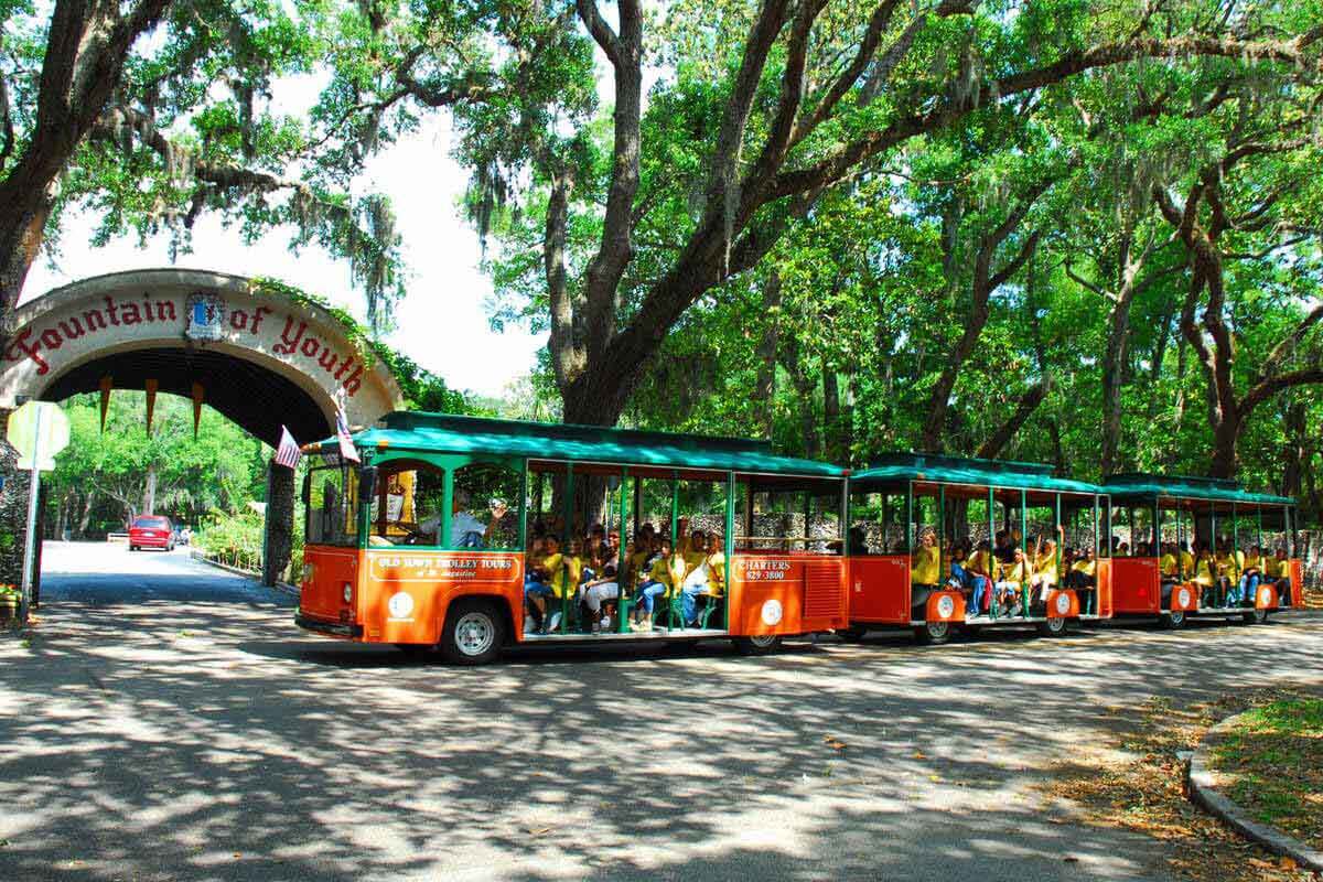 St. Augustine: Old Town Trolley Hop-On, Hop-Off Tour