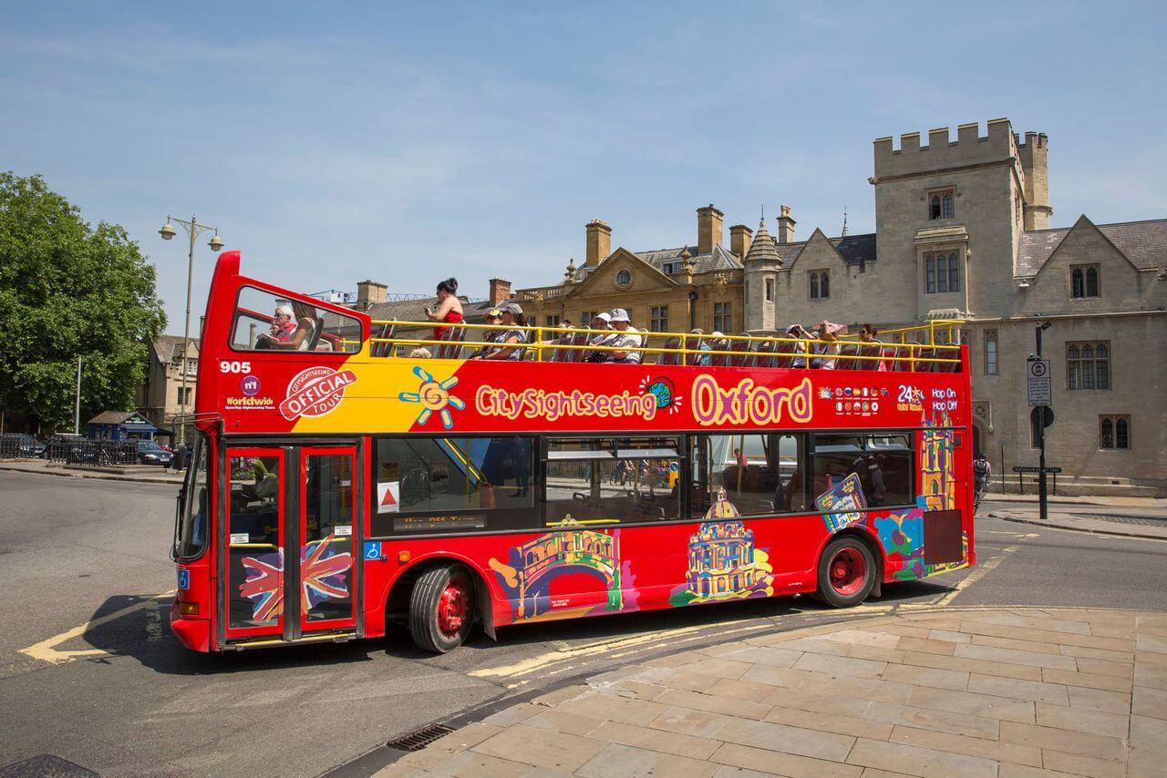 City Sightseeing: Oxford Hop-On, Hop-Off + Carfax Tower with Walking Tour