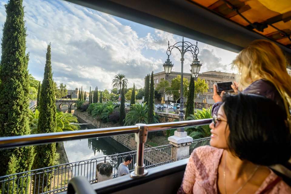 Palma de Mallorca Hop-On, Hop-Off Bus Tour
