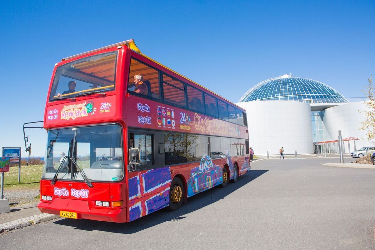 City Sightseeing: Reykjavik Hop-On, Hop-Off with Wonders of Iceland