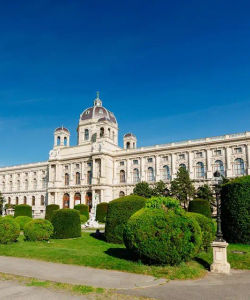Vienna Sightseeing: Hop-On, Hop-Off Bus Tour