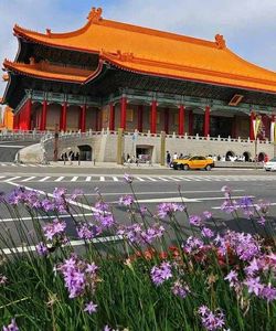 Taipei Hop-on Hop-off Bus Tour